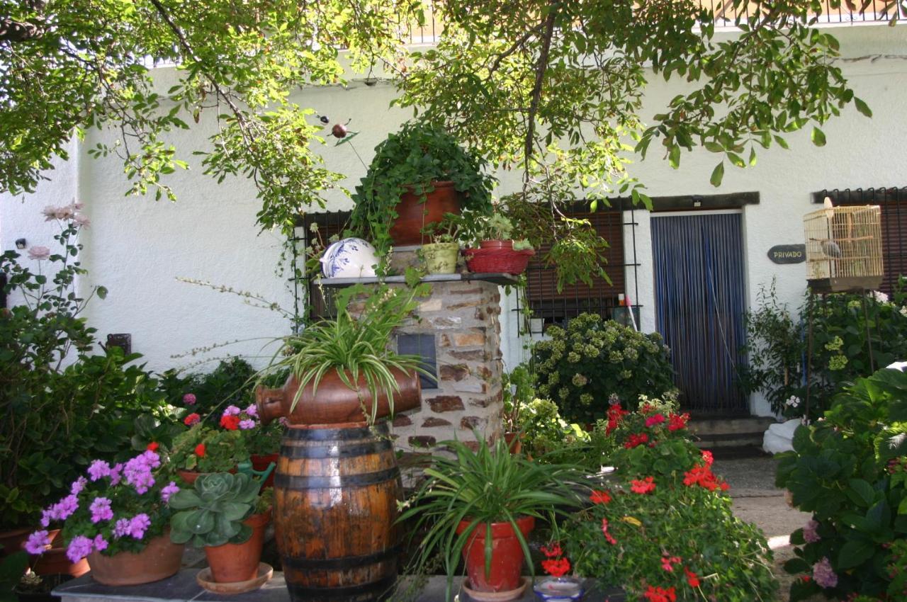 Apartamentos Y Casas Rurales Las Terrazas De La Alpujarra Bubión Exterior foto