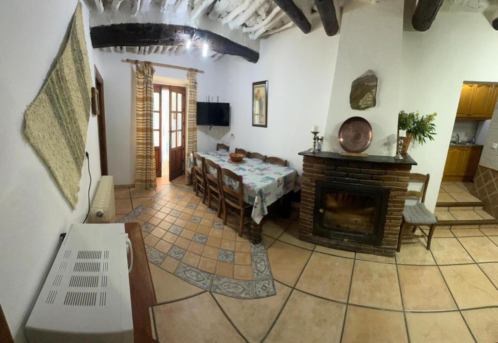 Apartamentos Y Casas Rurales Las Terrazas De La Alpujarra Bubión Exterior foto